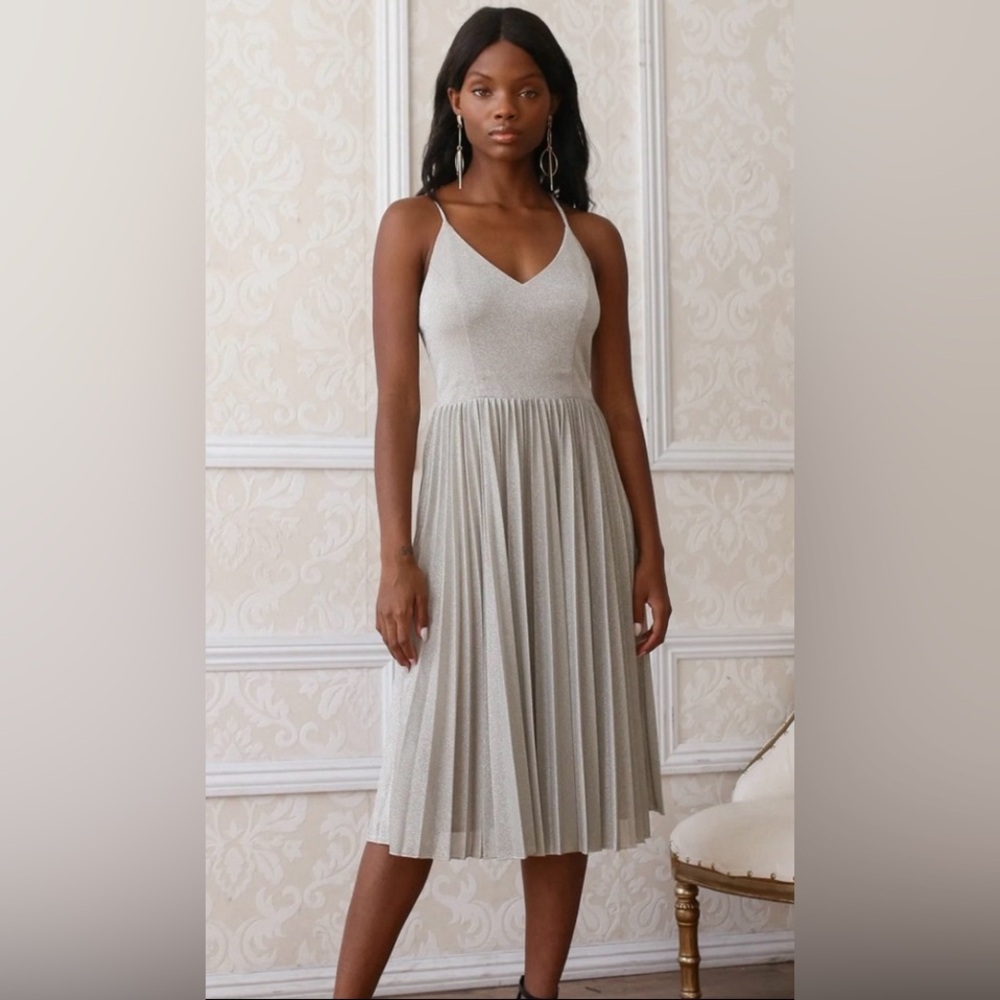 Adelyn Rae Sparkling Silver Pleated Midi Dress